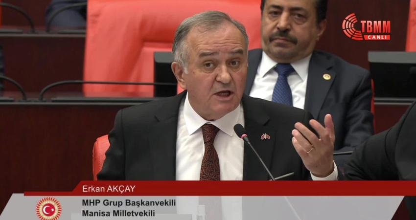 TBMM Genel Kurulu'nda İYİ Parti Grup Başkanvekili Turhan Çömez ve