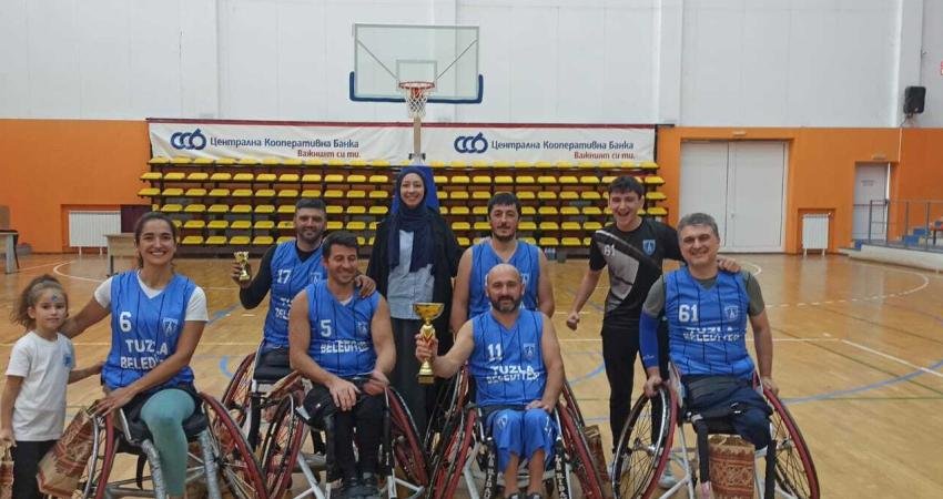 Bulgaristan’ın başkenti Sofya’da düzenlenen 5. Uluslararası Sofia-Balkan Tekerlekli Sandalye Basketbol