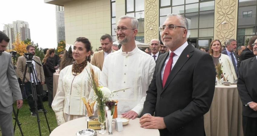 Ukrayna'nın Ankara Büyükelçisi Neriman Celal, Ukrayna Bağımsızlık Günü dolayısıyla düzenlenen
