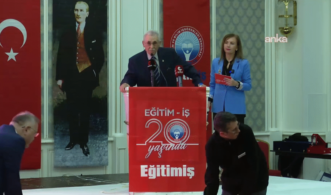 Eğitim ve Bilim İşgörenleri Sendikası (Eğitim-İş), kuruluşunun 20. yıldönümünü Ankara'da