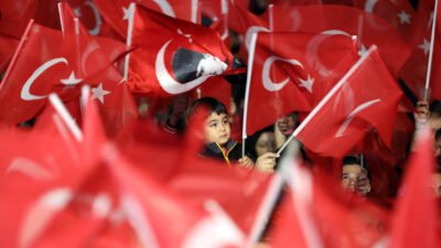 Yenimahalle Belediyesi, 29 Ekim Cumhuriyet Bayramı'nın 102'nci yıl dönümünü coşkuyla