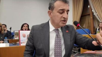 CHP Adana Milletvekili Burhanettin Bulut, RTÜK'ün sansürü olağanlaştırdığını söyleyerek "Sadece Cumhurbaşkanının yani