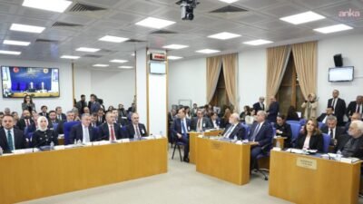 CHP İstanbul Milletvekili Fethi Açıkel, Gençlik ve Spor Bakanlığı'nın 2026