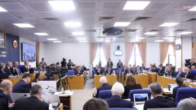 İYİ Parti İzmir Milletvekili Hüsmen Kırkpınar, Milli Savunma Bakanlığı'nın bütçe