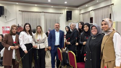 Sincan Belediyesi 24 Kasım Öğretmenler Günü kapsamında ilçede görev yapan