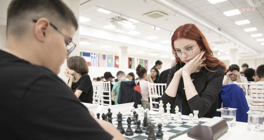 9. Mersin Uluslararası Satranç Turnuvası’nda sporculara ödülleri verildi Mersin Büyükşehir Belediyesi Gençlik ve Spor Hizmetleri Dairesi Başkanlığı’nın Türkiye