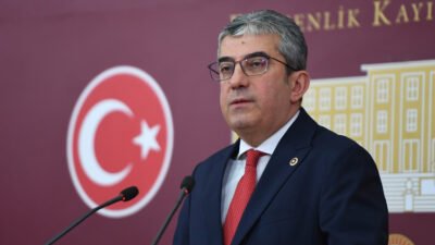 CHP İstanbul İl Başkanlığı’nın TRT Binası’na yapmak istediği yürüyüşün polis