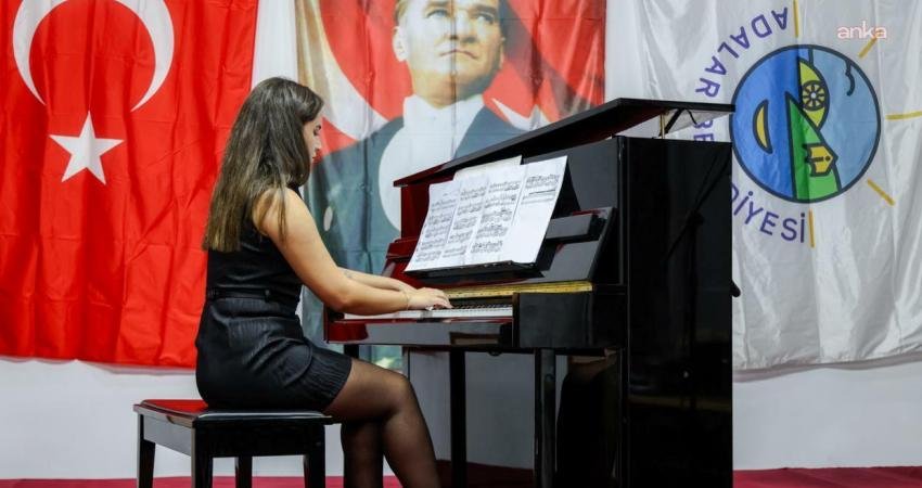 Ulu Önder Mustafa Kemal Atatürk, ebediyete intikalinin 87'nci yılında Adalar