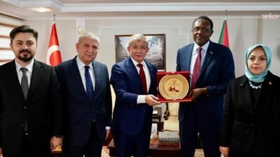 Gelecek Partisi Genel Başkanı Ahmet Davutoğlu, Sudan Maliye ve Ekonomi