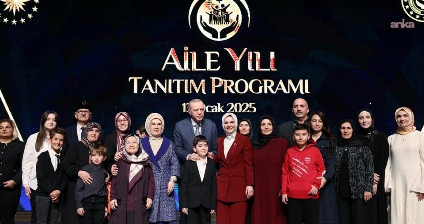 “Aile ve Kültür-Sanat Sempozyumu” düzenlenecek Cumhurbaşkanlığı Kültür ve Sanat Politikaları Kurulu ve Aile ve Sosyal