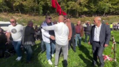 Zonguldak'ın Alaplı ilçesinde ikincisi düzenlenen Alioğlu Köyü Yağlı Güreşleri, yaklaşık