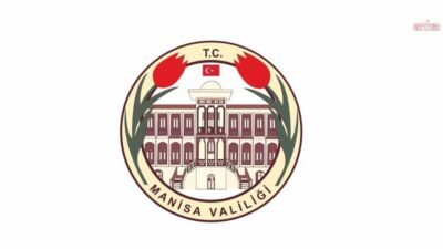 Manisa’nın Alaşehir ilçesinde sabah saatlerinde polis ekibinin kullandığı aracın TIR’a