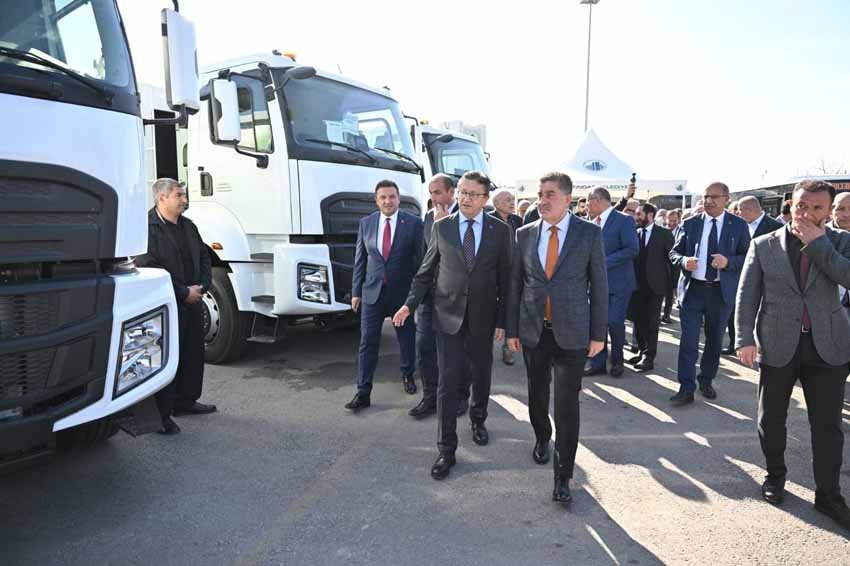 Altındağ Belediyesi araç filosuna 14 yeni araç Altındağ Belediyesi gücüne güç katmaya devam ediyor. Altındağ Belediyesi araç