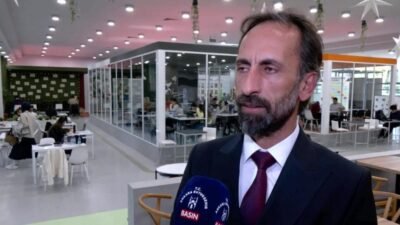 Ankara Büyükşehir Belediyesi (ABB), "Üniversite Ankara’da Okunur" sloganıyla öğrencilerin eğitim hayatına