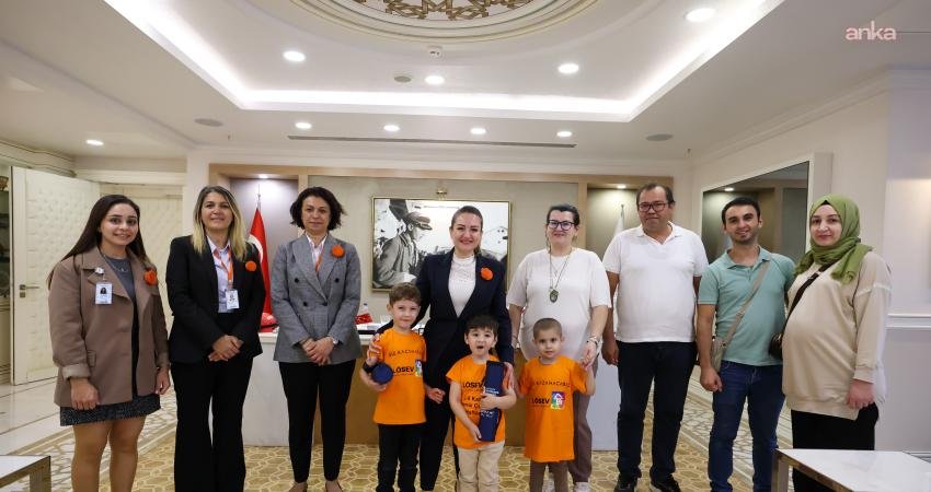 Antalya Büyükşehir Belediyesi Başkan Vekili Özdemir, LÖSEV’li çocuklarla buluştu Antalya Büyükşehir Belediyesi Başkan Vekili Büşra Özdemir, Lösemili Çocuklar Farkındalık