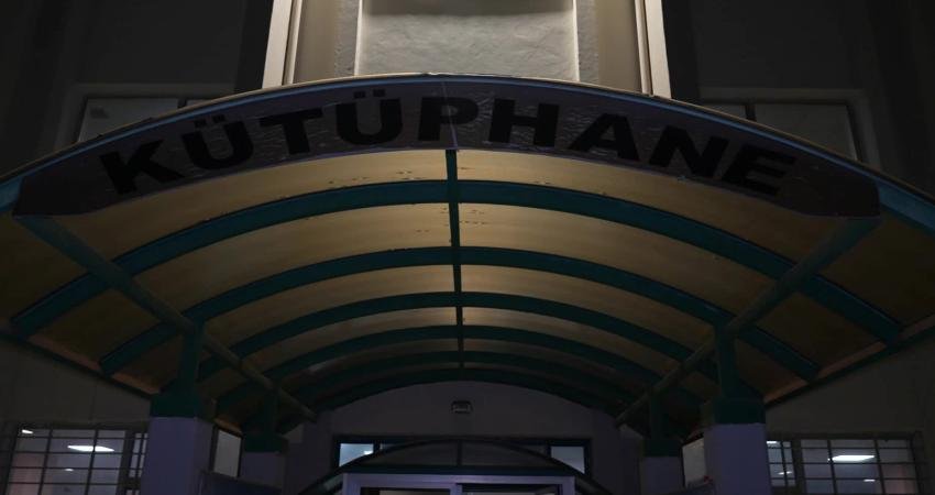 Antalya Büyükşehir Belediyesi’nden sınav haftasındaki öğrencilere çorba ikramı Antalya Büyükşehir Belediyesi, sınav haftası başlayan Akdeniz Üniversitesi öğrencilerine sıcak