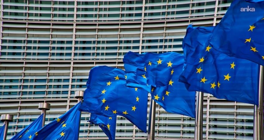 Avrupa Komisyonu 2025 Türkiye Raporu yayınlandı: “Muhalefet belediye başkanlarının görevlerinden alınmasıyla yerel demokrasi zayıfladı” Avrupa Komisyonu 2025 Türkiye Raporu'nda, Avrupa Birliği’nin (AB) Türkiye'ye ilişkin