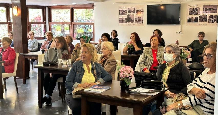 Bakırköy Belediyesi, "Atıksız Mutfak" etkinliği ile vatandaşları mutfak atıklarının geri