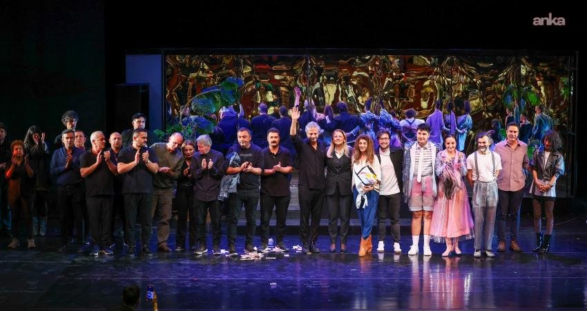 Bakırköy Belediyesi, "Koltuk Senin" hizmeti ile 25 yaş altı gençlerin