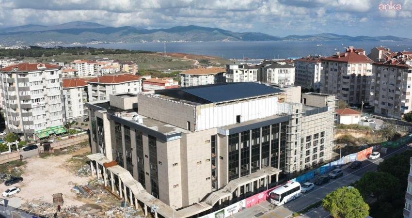 Balıkesir Büyükşehir Belediyesi tarafından projelendirilen Bandırma Kültür Merkezi’nde çalışmalar hızla