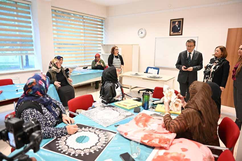 Altındağ Belediye Başkanı Dr. Veysel Tiryaki, Doğantepe Kadın Eğitim ve