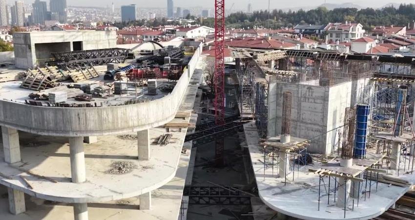 Başkent’e yeni yaşam alanı: Bahçelievler Semt Hali ve Sosyal Yaşam Merkezi yükseliyor Ankara Büyükşehir Belediyesi (ABB), Bahçelievler’de çok katlı, modern bir Semt