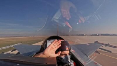 Baykar'ın sosyal medya hesabından, Bayraktar Kızılelma’nın, Gökdoğan füzesi ile yaptığı