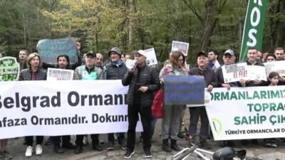“Belgrad Ormanı Muhafaza Ormanıdır, Yapılaşmaya Dur Diyoruz” çağrısıyla düzenlenen yürüyüşte