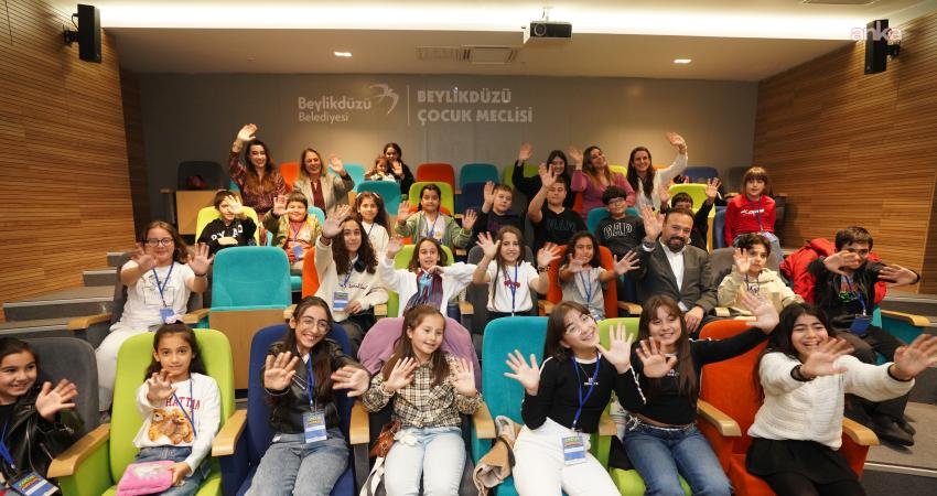 Beylikdüzü Çocuk Meclisi’nin 2025–2026 dönemi, Dünya Çocuk Hakları Günü’nde yapılan
