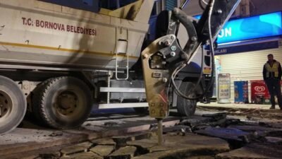 Bornova Belediye Başkanı Ömer Eşki, İZSU’nun altyapı çalışmalarının ardından yenilenen