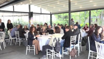 Bornova Belediyesi’nin ev sahipliğinde düzenlenen “Susuzluğa Çözümler Paneli”nde uzmanlar, iklim