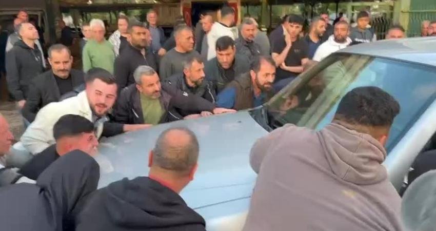 Karşıyaka Belediye Başkanı Yıldız Ünsal, elektrik tesisatı tadilat çalışmaları nedeniyle