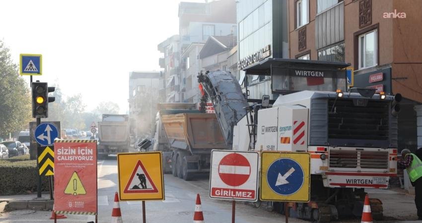 Bursa Büyükşehir Belediyesi, İhsaniye Mahallesi’nde asfaltlama işlemlerine başladı Bursa Büyükşehir Belediyesi, Nilüfer ilçesi İhsaniye Mahallesi Tuna Caddesi’nde kapsamlı