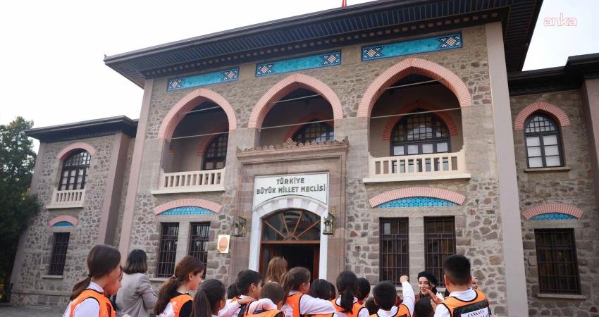 Çankaya Belediyesi, 20 Kasım Çocuk Hakları Günü etkinlikleri kapsamında çocukları