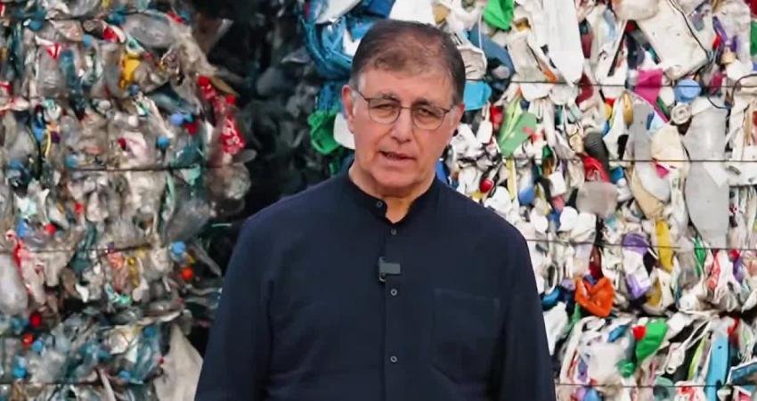 İzmir Büyükşehir Belediye Başkanı Cemil Tugay, kentte atık yönetimi ve