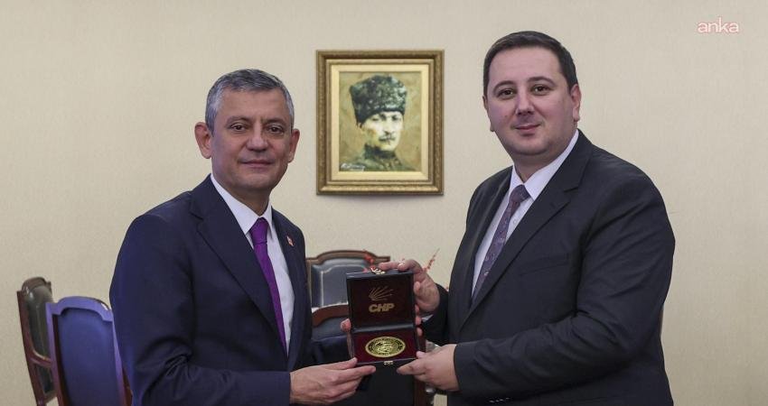 Cumhuriyet Halk Partisi (CHP) Genel Başkanı Özgür Özel, Makedonya Türk