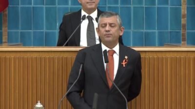 CHP Genel Başkanı Özgür Özel, "Ekrem Başkanı, yolsuzlukla, hırsızlıkla, rüşvetle, itibarsızlaştırmaya