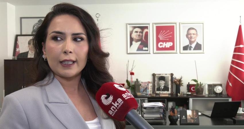 CHP’li Okakın’dan veri güvenliği ve Orhan Gazi Erdoğan’ın tutuklanmasına ilişkin açıklama: “İktidarın kendi veri skandallarını örtme çabası” CHP Genel Başkan Yardımcısı Pınar Uzun Okakın, CHP Bilgi İşlem Sorumlusu