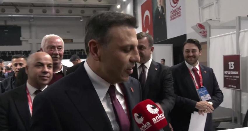 CHP’nin 39’uncu Olağan Kurultayı… Özgür Çelik: “CHP iktidarında bu topraklarda herkesin huzur, barış, refah içerisinde yaşayacağı demokratik bir Türkiye’yi hep birlikte inşa edeceğiz” CHP'nin 39'uncu Olağan Kurultayı'nda oy kullanan CHP İstanbul İl Başkanı