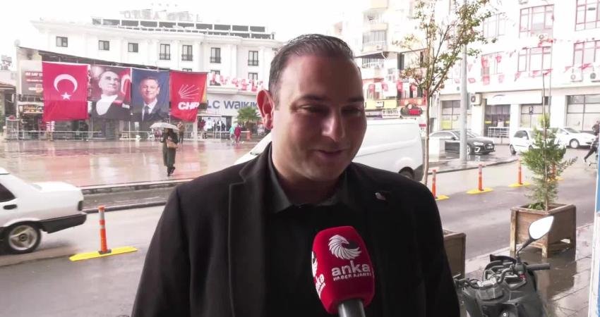 CHP’nin “Millet İradesini Sahip Çıkıyor” mitingi yarın Kilis’te… Kilis Belediye Başkanı Bilecen: “Birçok ülkeden büyük sayılacak bir yerin belediye başkanını yargılıyorsanız, biraz daha hassas olmanız gerekiyor” Kilis Belediye Başkanı Hakan Bilecen, İstanbul Büyükşehir Belediye Başkanı Ekrem