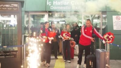 Çin’in Wuxi kentindeki Dünya Taekwondo Şampiyonası’nda madalya kazanan ASKİ Spor’un