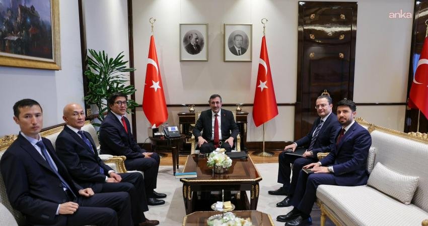 Cumhurbaşkanı Yardımcısı Cevdet Yılmaz, Kırgızistan Bakanlar Kurulu Başkan Yardımcısı Edil
