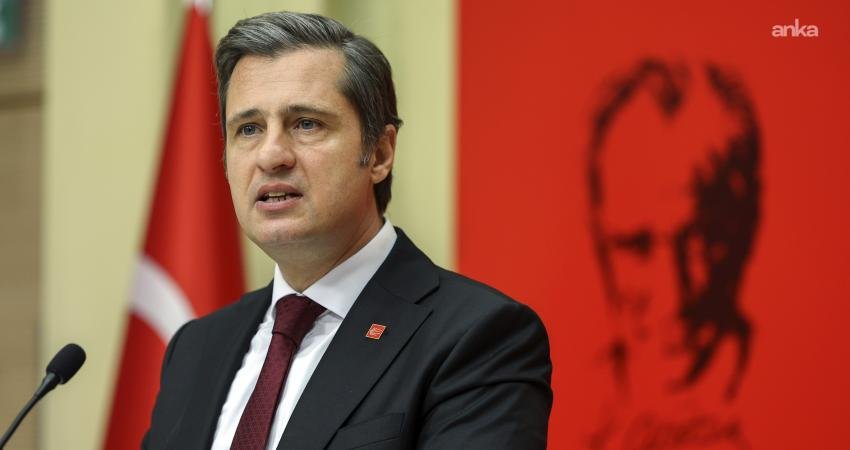 Deniz Yücel: “Parti programımız, Türkiye’nin ihtiyacı olan yol haritasıdır” CHP Sözcüsü Deniz Yücel, 39’uncu Olağan Kurultay’da oylanacak parti programı