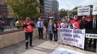 Genel Sağlık-İş Denizli Şubesi üyeleri, 2017 yılında "depreme dayanıksız ve