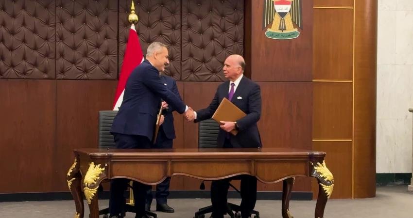 Dışişleri Bakanı Fidan, Irak Başbakan Sudani tarafından kabul edildi; Su Alanında İşbirliği Çerçeve Anlaşması kapsamında finans mekanizması anlaşması imzalandı Dışişleri Bakanı Hakan Fidan, Bağdat ziyareti sırasında, Irak Başbakanı Muhammed