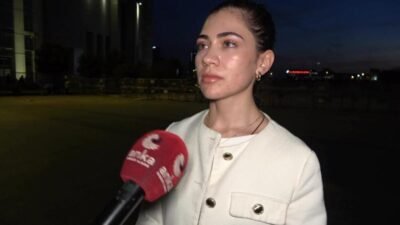 İstanbul 4. Asliye Hukuk Mahkemesi’nin hakimi ve mübaşiri tarafından duruşmadaki