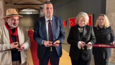 Edirne Valiliğince düzenlenen 10 Kasım Atatürk’ü anma programı kapsamında, Edirne