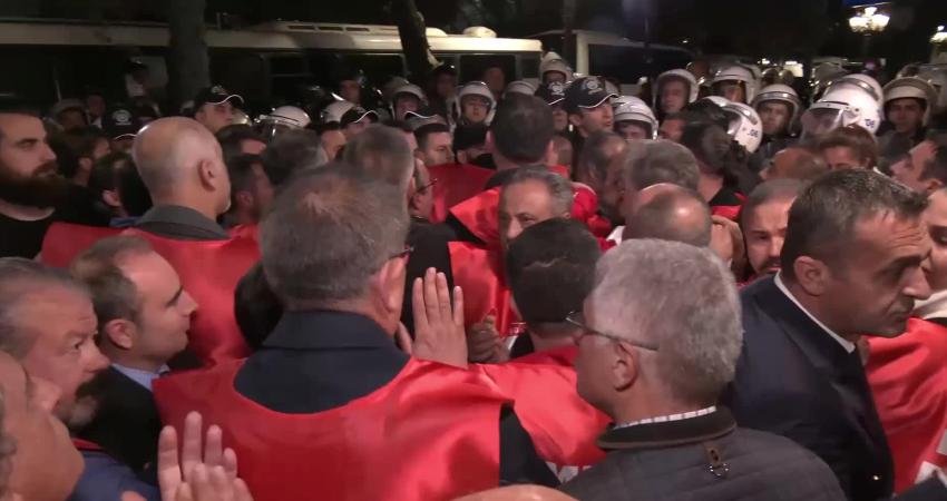 Eğitim- İş Sendikası'nın TBMM Plan ve Bütçe Komisyonu'nda görüşmeleri devam