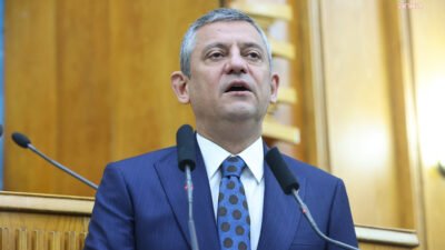 CHP Genel Başkanı Özgür Özel, "Büyük bir mücadelenin içindeyiz. Ama