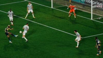 Fenerbahçe, Avrupa Ligi'nin 5. haftasında konuk ettiği  Ferencvaros ile  1-1 berabere